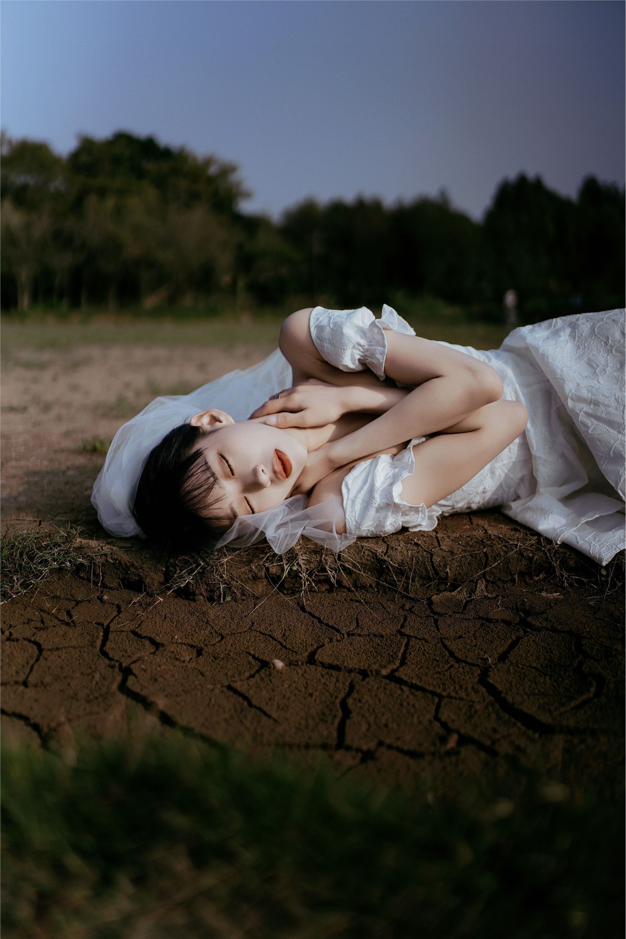 YITUYU艺图语 2025.01.23 大地的嫁衣 大何